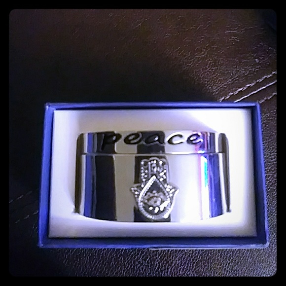 Open Cuff Bracelet - Picture 1 of 2